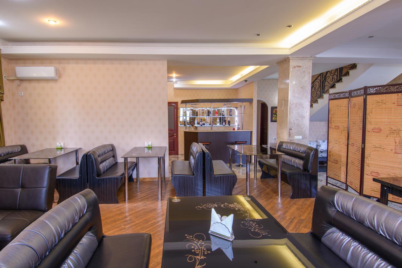 Silk Road Hotel Tbilisi Ngoại thất bức ảnh